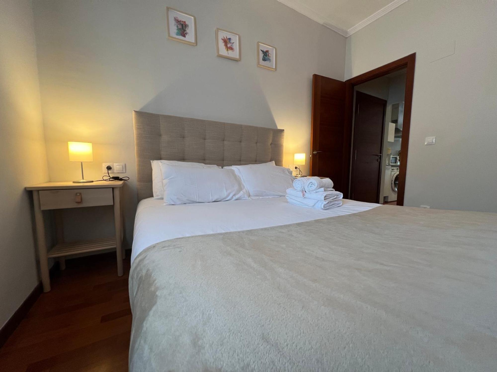 A Estrenar ,Con Vistas Al Mar Y Aparcamiento Gratis En El Casco Viejo-Centro-Zona Portuaria Apartment Vigo Exterior photo